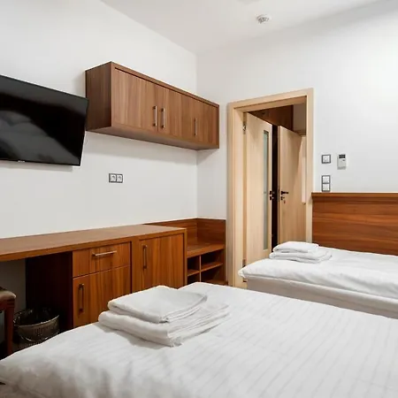 Vinarsky Dum, Vinarstvi Popela Guest house